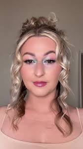 Enid Maquillaje Fiesta