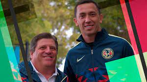 Miguel 'el piojo' herrera y algunos de sus jugadores se quedaron atrapados la noche del lunes en un elevador del hotel donde se encuentran concentrados en lima ara enfrentar a perú. Jugadores Que Ha Exportado Miguel Herrera Futbol Total