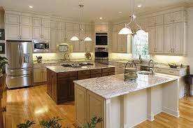 Wellborn Kitchen Cabinets Hardwood Floors Kitchen Backsplash Kitchen Cabinets Kitchen Des Kitchen Cabinet Design Kitchen Design Kitchen And Bath Remodeling