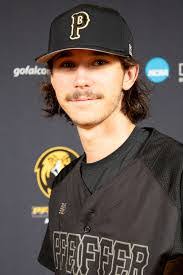 Thad Lewis's Instagram, Twitter & Facebook