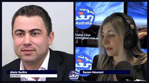 Journalist Alain Sarkis interview with Suzan Hourani , كلن يعني كلن نريد ان  ترحل المنظومة السياسية عنا ونطالب بتحقيق دولي واستقالة الرئيس ومحاسبة  المسؤولين جميعا، حجم الدمار لا يوصف هذا ما قاله ...