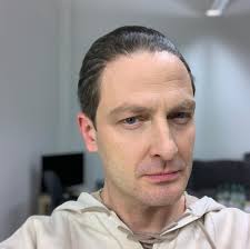 Da fehlt doch was!? Was? #check #it #out #finde #es #heraus Heute in der  #heuteshow mit @martinahillofficial @mattmatschke @realreiners