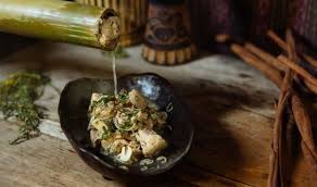 Keunikkan itulah yang akhirnya diakui oleh berbagai negara lain sehingga dapat diidentifikasi menjadi makanan internasional. 19 Makanan Khas Malaysia Yang Terkenal Harus Dicoba