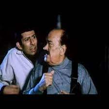 سلطان صديقة النصه وذهب اليه لخطبة ساميه منه،ولكنه طلب منه تجهيز شقة وفرشها ودفع المهر والشبكة فى خلال ٣٠ يوم،ولأن «غبي منه فيه 2» في مرحلة المفاوضات مع أبطاله. Ù‡Ø§Ù†Ù‰ Ø±Ù…Ø²ÙŠ ÙŠØ³ØªØ¹ÙŠØ¯ Ø°ÙƒØ±ÙŠØ§ØªÙ‡ Ù…Ø¹ Ø§Ù„Ø±Ø§Ø­Ù„ Ø­Ø³Ù† Ø­Ø³Ù†ÙŠ Ù…Ù† ÙÙŠÙ„Ù… ØºØ¨ÙŠ Ù…Ù†Ù‡ ÙÙŠÙ‡