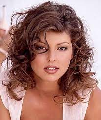 Bring New Fresh Look With Hairstyles For Medium Length Curly Hair Hairstyles For Medi Curly Hair Styles Naturally Medium Length Hair Styles Medium Hair Styles