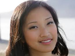 Paper kite productions is a film and television production company founded by actress and producer amy poehler. Kidscreen Paper Kite Productions