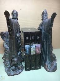 This is full scale of argonath statues. Gates Of Argonath Patinaed Faux Bronze 17 X 10 Statue Bookends 1917219282