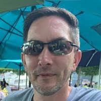 Larry Mcnew's Instagram, Twitter & Facebook