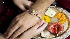 Raksha Bandhan, Raksha Bandhan 2017, Rakhi, Raksha Bandhan Shubha Muhurt  2017, Rakhi Bandhan, Rakhi, festival, auspicious time रक्षाबंधन: ये है  रक्षा बंधन का मुहूर्त्त, रात में लग रहा है ...
