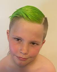 My son is loving the colours 💜