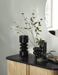 Des meubles contemporains et design inspirés par le monde, stylisés en hollande, et redistribués dans. Meubles H Et M H M Home A Ouvert Sa Toute Premiere Boutique En Belgique Isu Genah