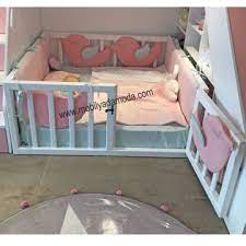 montessori floor bed with roof at the back 120x200 ideias para quarto de bebe quartos de bebe decoracao quarto bebe pequeno