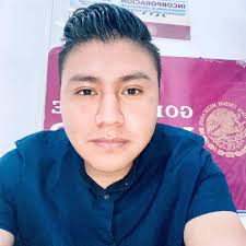 Oye tú, cásate conmigo added a...