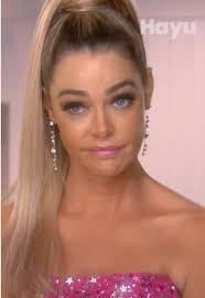 Denise Richards Returns in Wild Things