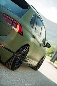 Vw Tiguan 2017 Airride Radi8 R8cm9 Tuning 2 Tiefer Vw Tiguan In Mattgrun Auf Radi8 R8cm9 Felgen Cars Luxurycars Tiguan Felgen Luxusautos