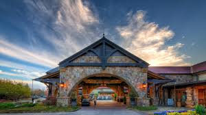 Luxuriously fully renovated 6,500 sq ft private residence on lake lanier has 7 bedrooms (including 2 bunk rooms) and 6 full bathrooms. Legacy Lodge
