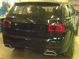 V8, 4.4 l, 598 hp, 880 nm transmission: Aurus Komendant Foto Cena Harakteristiki Vnedorozhnika Aurus Komendant