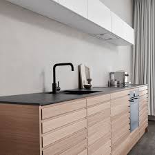 Cuisine Cima Light Oak Cuisine Minimaliste En Bois Massif Kvik Fr Cuisine Minimaliste Cuisines Design Cuisine Intemporelle