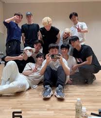 Seventeen · single · 2019 · 1 songs. Netizens Miss Seventeen S Chinese Members Jun And The8 Bop To K Pop