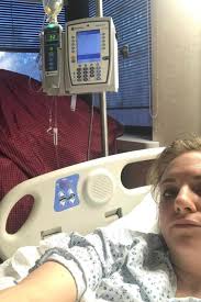 Diagnose einer seltenen, tödlichen erkrankung, suche nach einem stammzellspender, monatelanger klinikaufenthalt. Lena Dunham Krankenhaus Schock Nach Der Met Gala