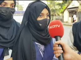Jilbab cadar rits safar paling hot lazada 10th birthday sale: Quot No Uniform Code But Quot Karnataka Minister On Muslim Students In Hijab Row