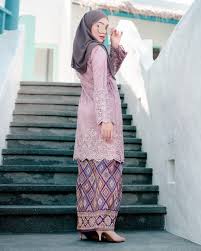 36 inci labuh skirt : Baju Kurung Songket Lace Azreen Violet Purple Muslimahclothing Com