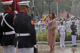 False claims, sexist innuendos, and threats related to the 2022 elections peppered philippine president rodrigo duterte's long rant against vice president leni robredo during his weekly televised. Leni Robredo S Salute In The Rain On Independence Day Gets Cheers And Jeers