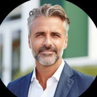 Jerry Mays's Instagram, Twitter & Facebook