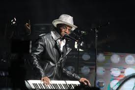 On saturday night over 400,000 popped into teddy's instagram live to witness what. Funniest Teddy Riley Memes After He Messed Up Ig Battle With Babyface Video Rolling Out