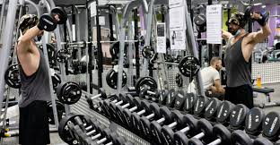 Nella palestra interna le macchine sono state disposte a diversi metri l'una dall'altra con aree il club ronchiverdi si è preparato in questo modo per la riapertura. Riapertura Palestre Cinema E Centri Estetici A Rischio A Meta Gennaio