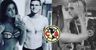 Portal intelectual y divertido del futbol mexicano y el futbol internacional, con contenidos ingeniosos, frescos, ácidos y bien pensados. Ariana Grande En Relacion Con Jugador Del Club America Fotos La Verdad Noticias