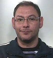 Questi i reati contestati dal pm della dda di catanzaro, andrea mancuso, nell'ambito di un'indagine che vede quale vittima e parte offesa ewelyna pytlarz, la donna polacca moglie di domenico mancuso (fratello dei più noti boss giuseppe mancuso, 59 anni, alias pino bandera, e pantaleone mancuso, 58 anni. Arrestato Salvatore Mancuso Fratello Del Boss Pantaleone Zmedia Notizie In Tempo Reale Dalla Calabria Dall Italia Dal Mondo