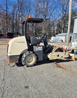 Ingersoll Rand SD-25F Smooth Drum Roller