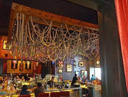 Acorn cabin rentals is the recognized leader in luxury rental cabins in gatlinburg, pigeon forge and the smoky mountains, offering the finest of furnishings for both romantic getaways and family fun. Hard Rock Cafe Gatlinburg Pigeon Forge Restaurants