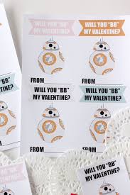 The Force Awakens Star Wars Valentines With Free Printables See Kate Sew Star Wars Valentines Star Wars Printables Valentines Diy Kids