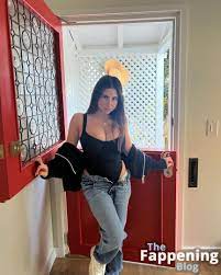 Zoe Ducorsky  Badb1tchzozo  zoeeducorsky Nude Leaks Photo 13 |  TheFappening