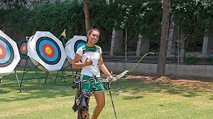 Ana paula vázquez average rating: 16qgcv8c0136mm