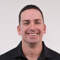 Lara Clay's Instagram, Twitter & Facebook