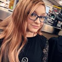 Laurie Ott's Instagram, Twitter & Facebook