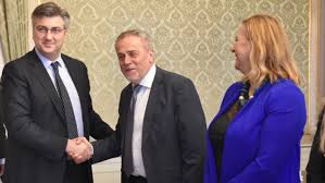 Gradonačelnik zagreba milan bandić iznenada je u preminuo rano jutros u 66. Nv4bepahzjfufm