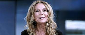 The sanctus/benedictus and agnus dei remain unaltered. Kathie Lee Gifford On Her Cold And Empty Marriage With First Husband Paul Johnson