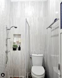Keberadaan bathub bukan lagi suatu keharusan karena memasang shower jauh lebih praktis. 9 Kamar Mandi Minimalis Modern Kecil Sih Tapi Mewah Rumah123 Com