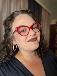 Kitty Norton's Instagram, Twitter & Facebook