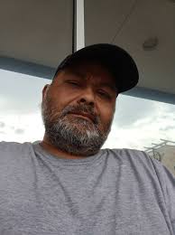 Hey there everyone. Not here to judge anyone. From Texas. Looking for a  female friend to talk with. Even if you're not from my neck of the woods. I  still wouldn't mind