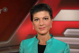 Sahra wagenknecht, beseelt von einem geist aus dem 18. Sahra Wagenknecht Politikerin Ware Gerne Mutter Geworden Gala De