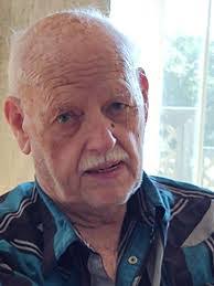 Clint Christopher's Instagram, Twitter & Facebook