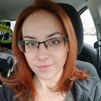 Lisa Tewell's Instagram, Twitter & Facebook