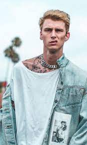 Follow the vibe and change your wallpaper every day! Machine Gun Kelly Cool Wallpapers Fur Android Apk Herunterladen