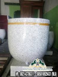 Namun anda juga dapat menggunakan model bak mandi lain yang sekiranya cocok untuk kamar mandi anda. Bak Mandi Unik Gentong Bak Mandi Minimalis Jual Bak Mandi Harga Murah Kerajinan Marmer Tulungagung