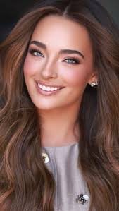 Join us in wishing our International Ms 2025, Chelsea Roberts, a Happy  Birthday! 🎁 @thesashcompany @aprilmaroshickphotography #internationalms  #teamhope #happybirthday